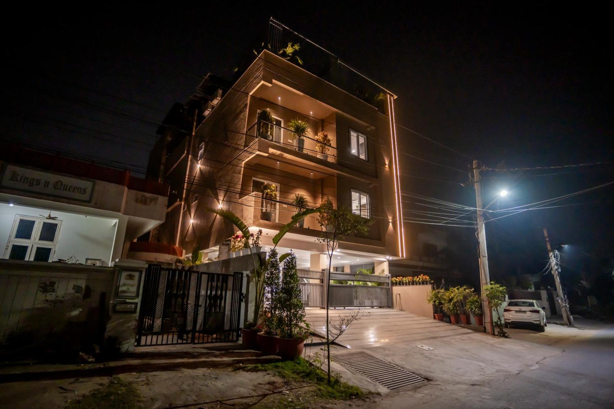 Aarna House Apartment