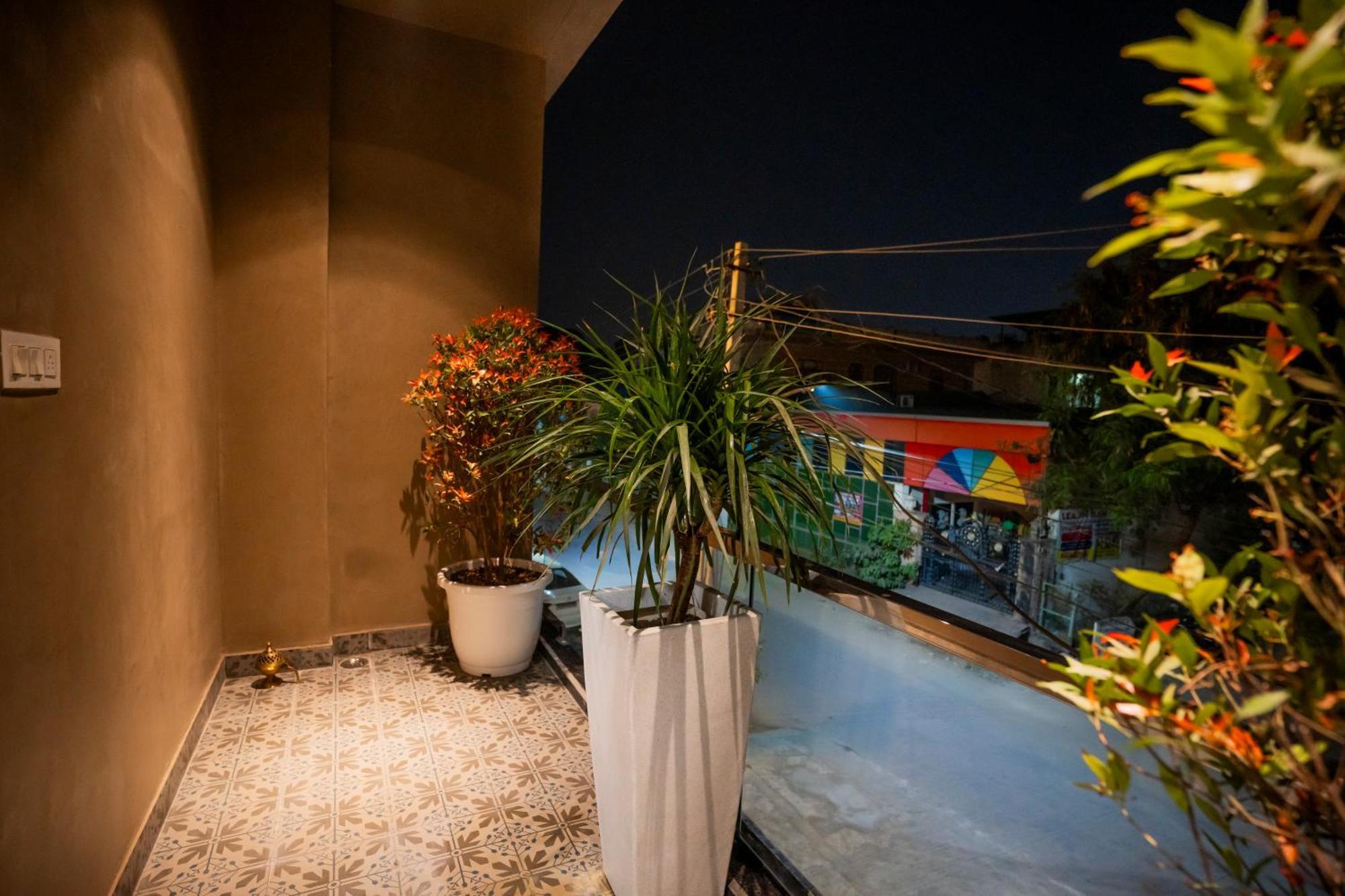 Aarna House Apartment