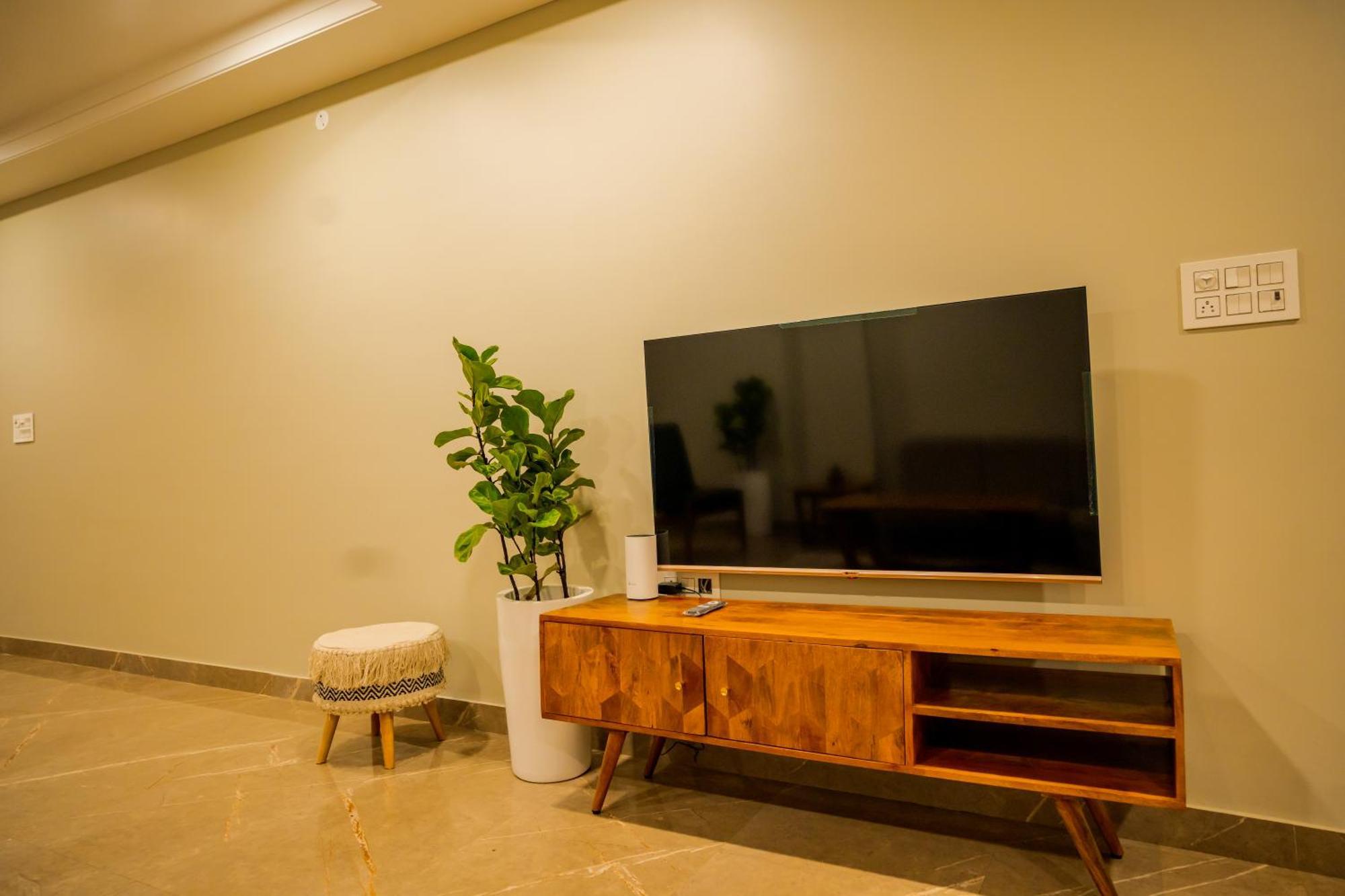 Aarna House Apartment