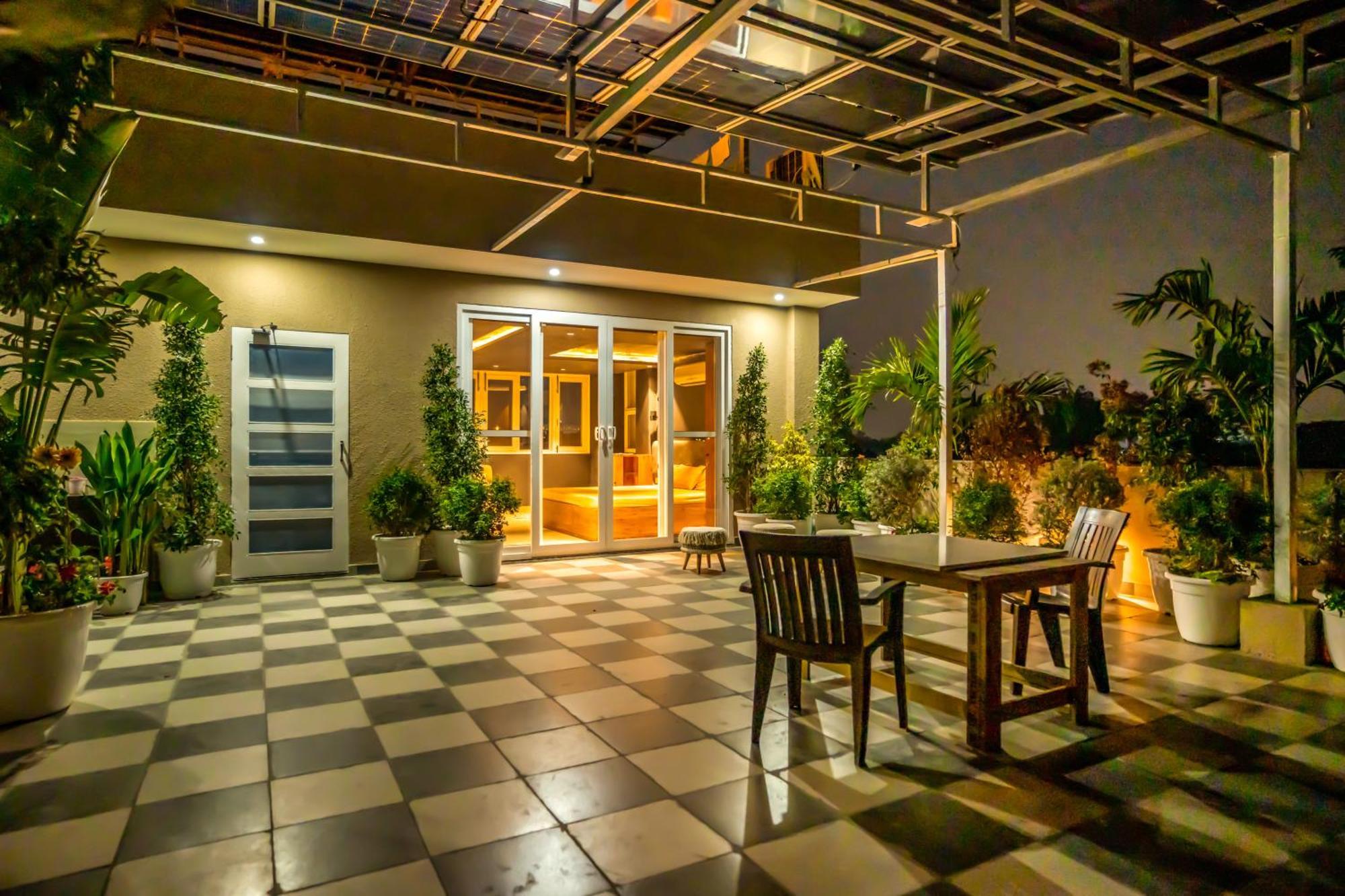 Aarna House Apartment